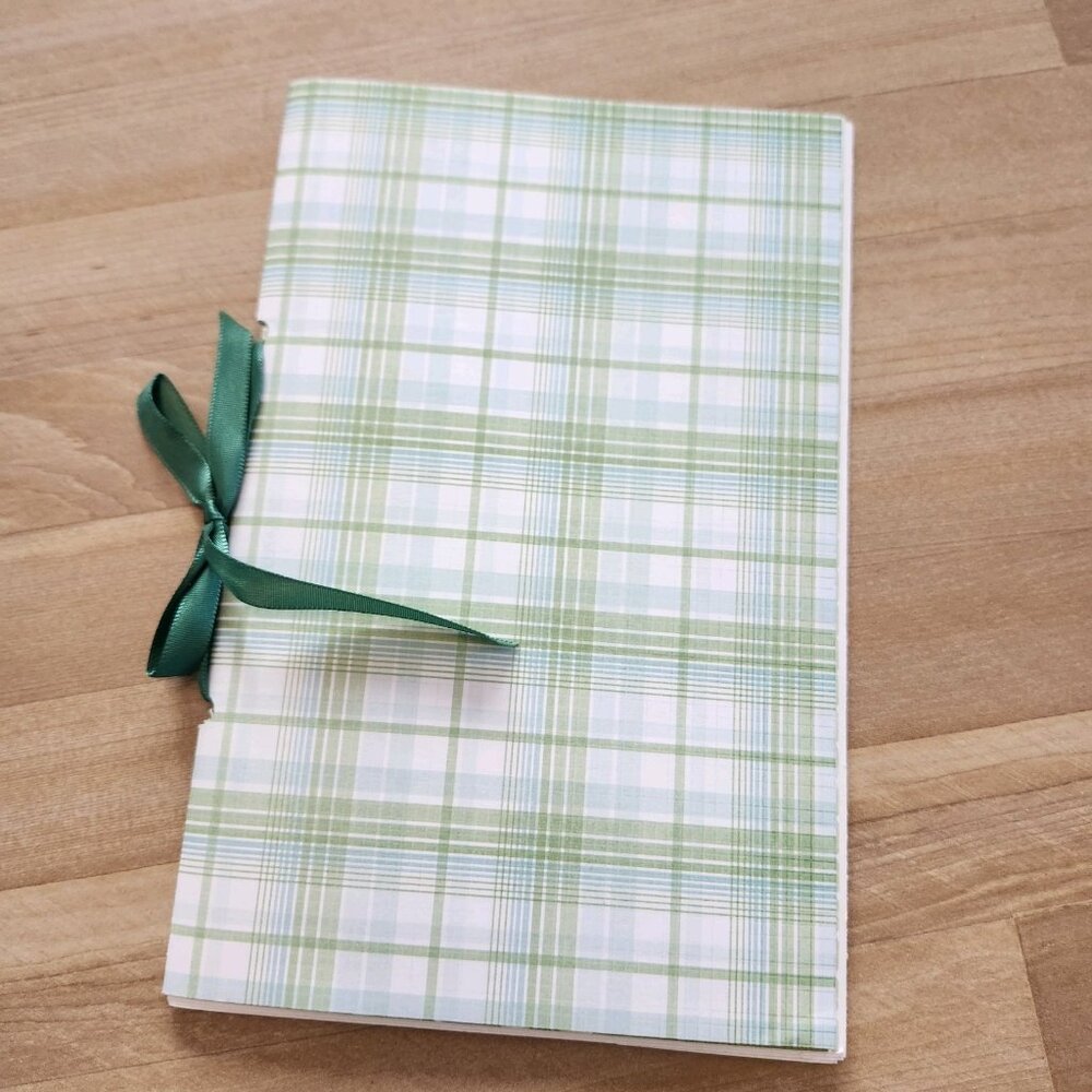 Green Garden Theme Junk Journal Booklet Blank Handmade 8.5 x 5.5" 28 pgs
